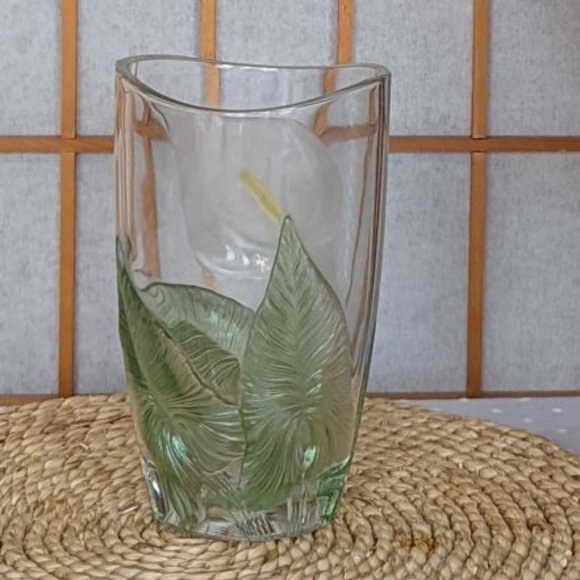 Glass Calla Lily Vase Perfect for Spring/Easter! Heavy Glass Pristine Condition - Picture 1 of 6